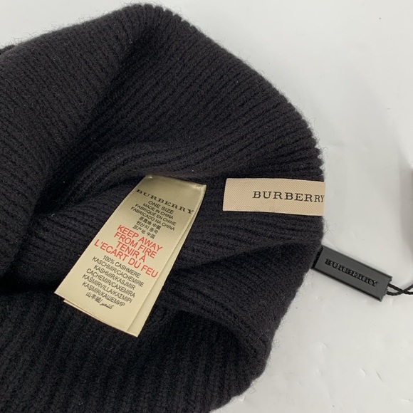 Burberry Cashmere black knitted beanie hat cap stretch Nova check plaid trim new - Picture 3 of 3